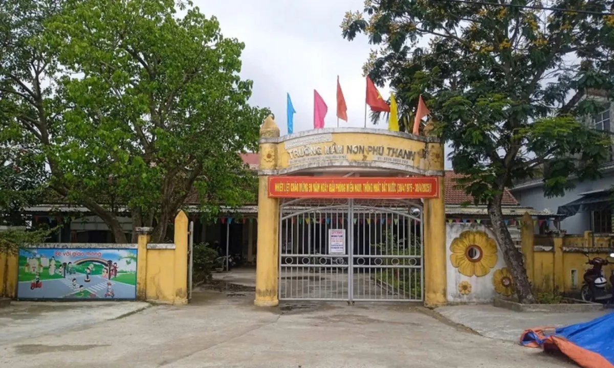 Huế: Kỷ luật nữ phó hiệu trưởng vì có quan hệ nam nữ không đúng chuẩn mực