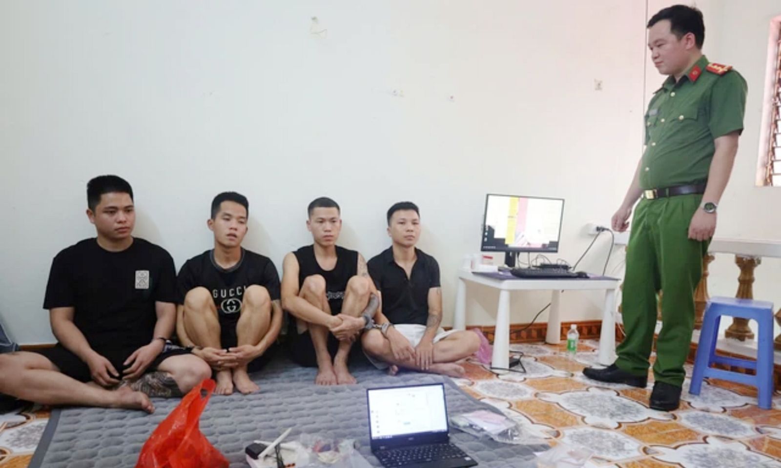 Bắt nhóm đối tượng lừa đảo du lịch trực tuyến, chiếm đoạt hơn 250 triệu đồng
