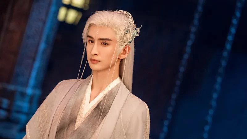 voh-tiec-cho-soai-ca-truong-van-long-u40-moi-co-vai-dien-gay-sot-ran-ran-27