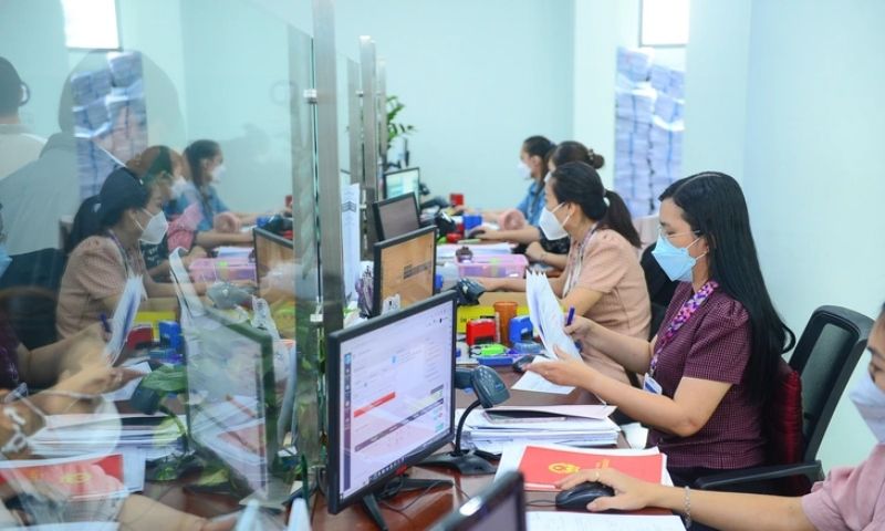 Giảm 20% biên chế, giữ nguyên giáo dục và y tế