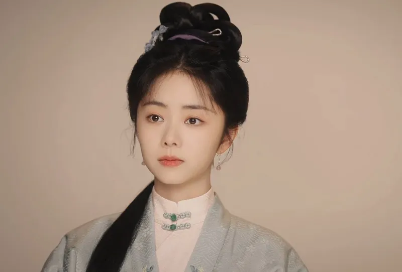 voh-dam-tung-van-va-luu-hoc-nghia-sieu-dep-doi-trong-lan-huong-nhu-co-h-4