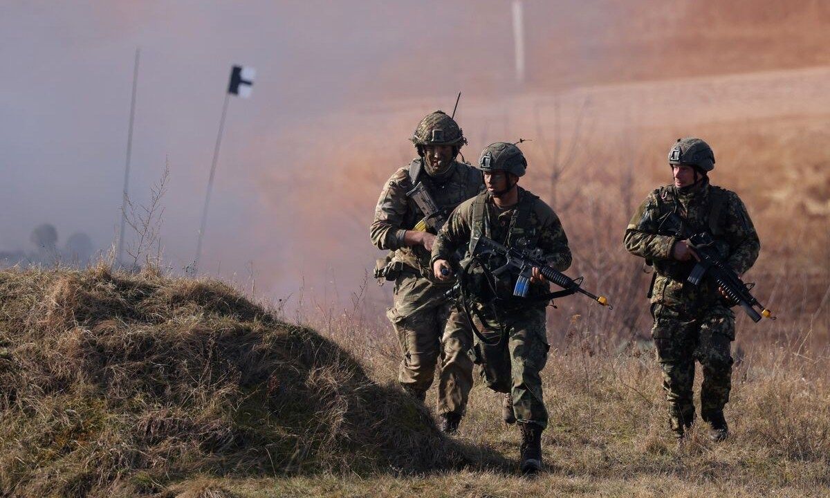 NATO tăng tốc chạy đua vũ trang, chi 5% GDP