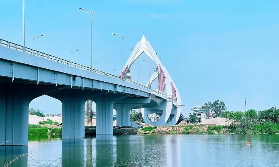 Cầu Thiên Trường sắp khánh thành, sẽ là biểu tượng mới của Nam Định