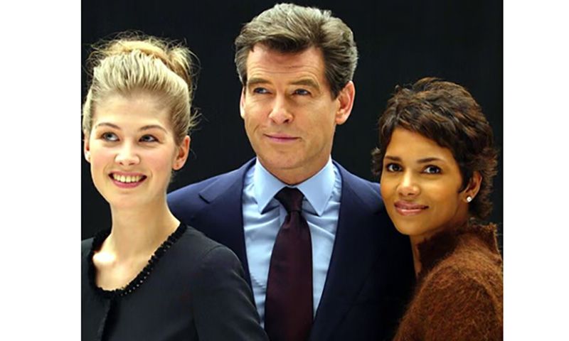 Rosamund Pike được yêu cầu mặc đồ lót khi thử vai trong phim 007