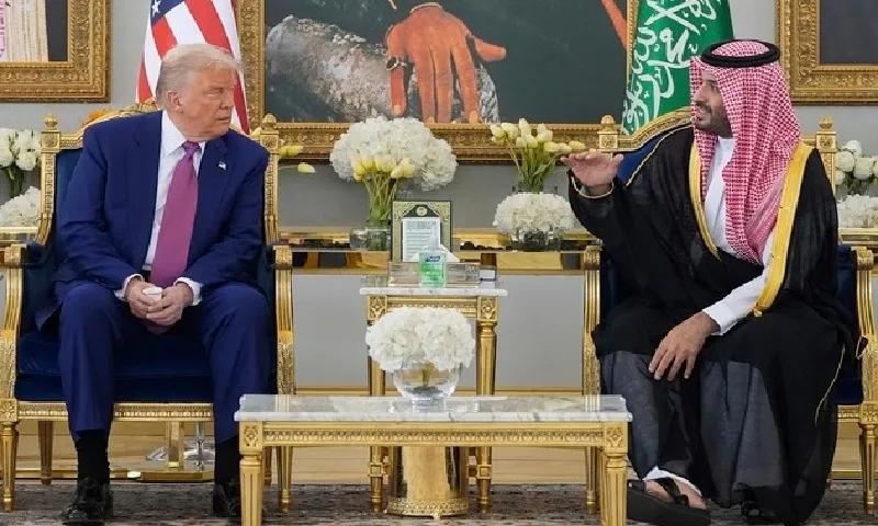 trump-1747373458629848578818-5-3