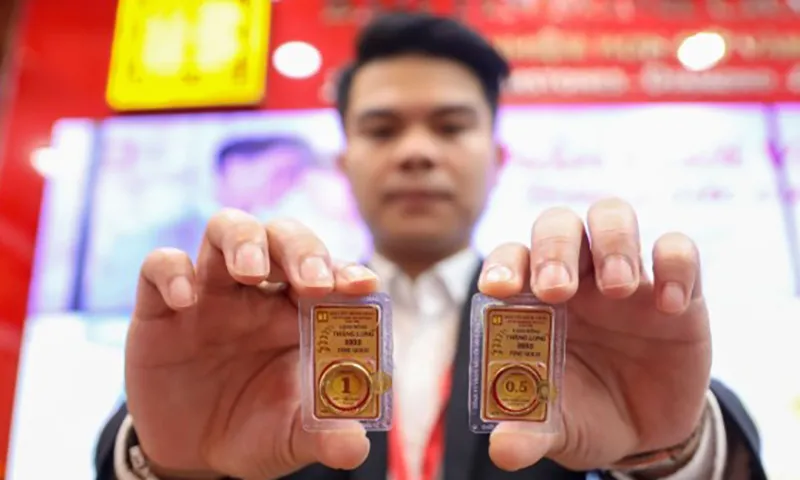 Giá Vàng SJC Giảm Liên Tiếp, Kết Thúc Tuần Biến Động