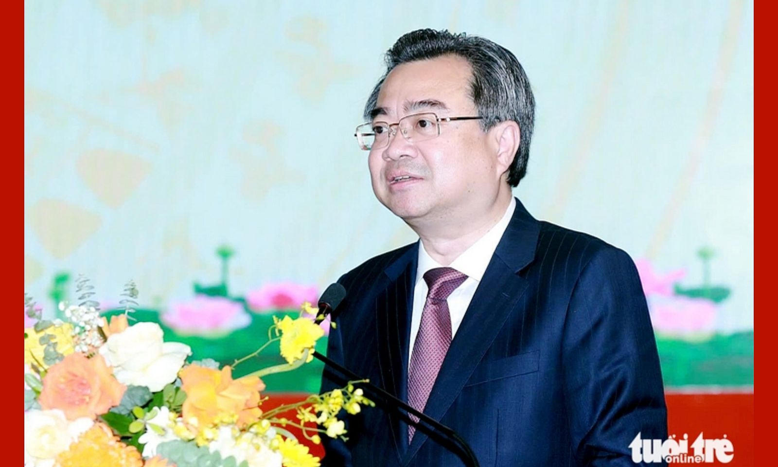 TPHCM đi trước, về đích trước  