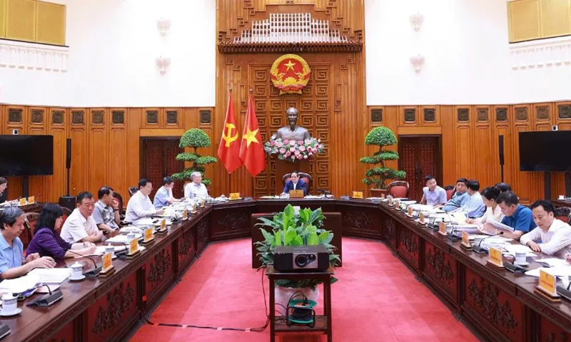 Thủ tướng cam kết miễn viện phí cho người dân sớm nhất có thể
