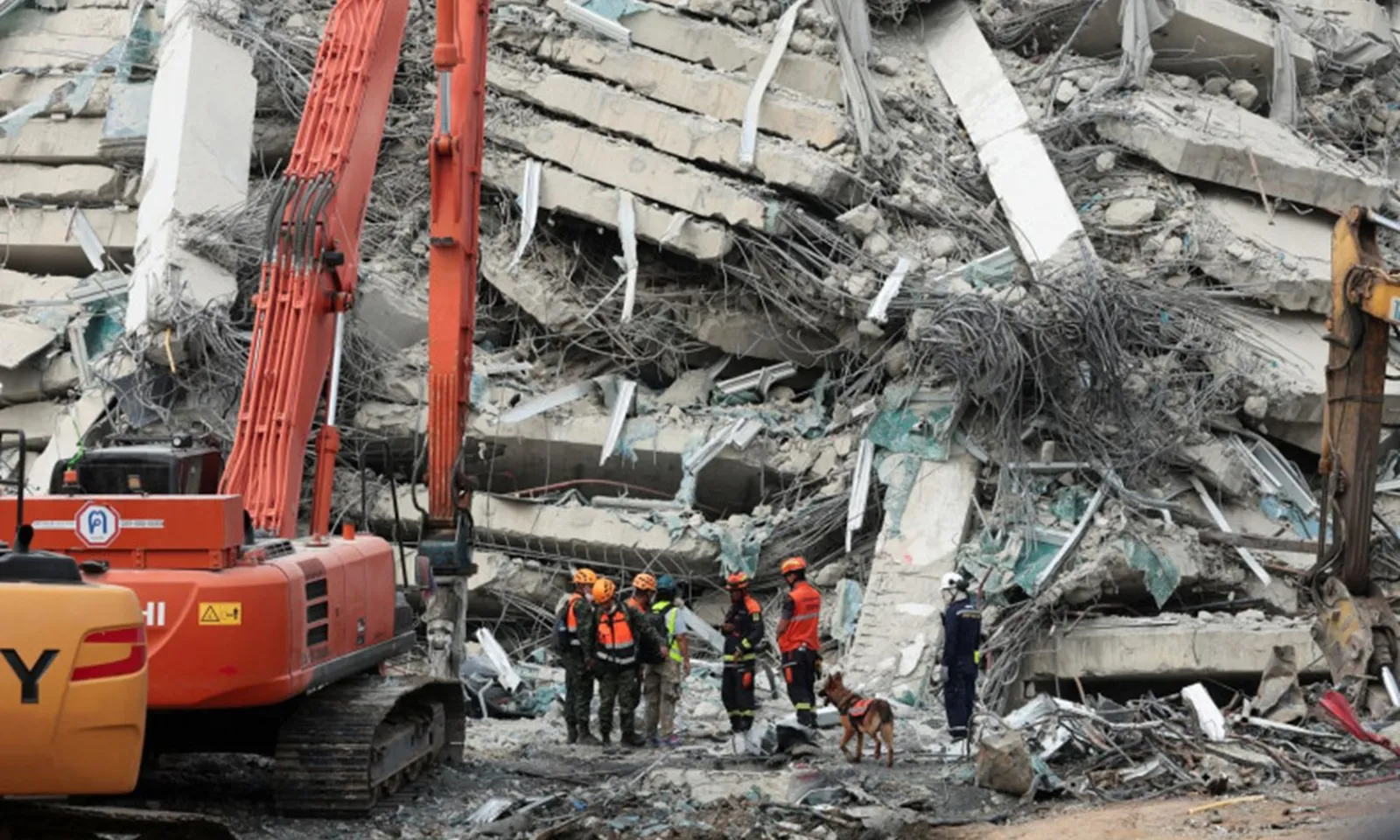 Truy bắt giám đốc người Trung Quốc liên quan vụ sập tòa nhà 34 tầng đang xây dựng tại Thái Lan