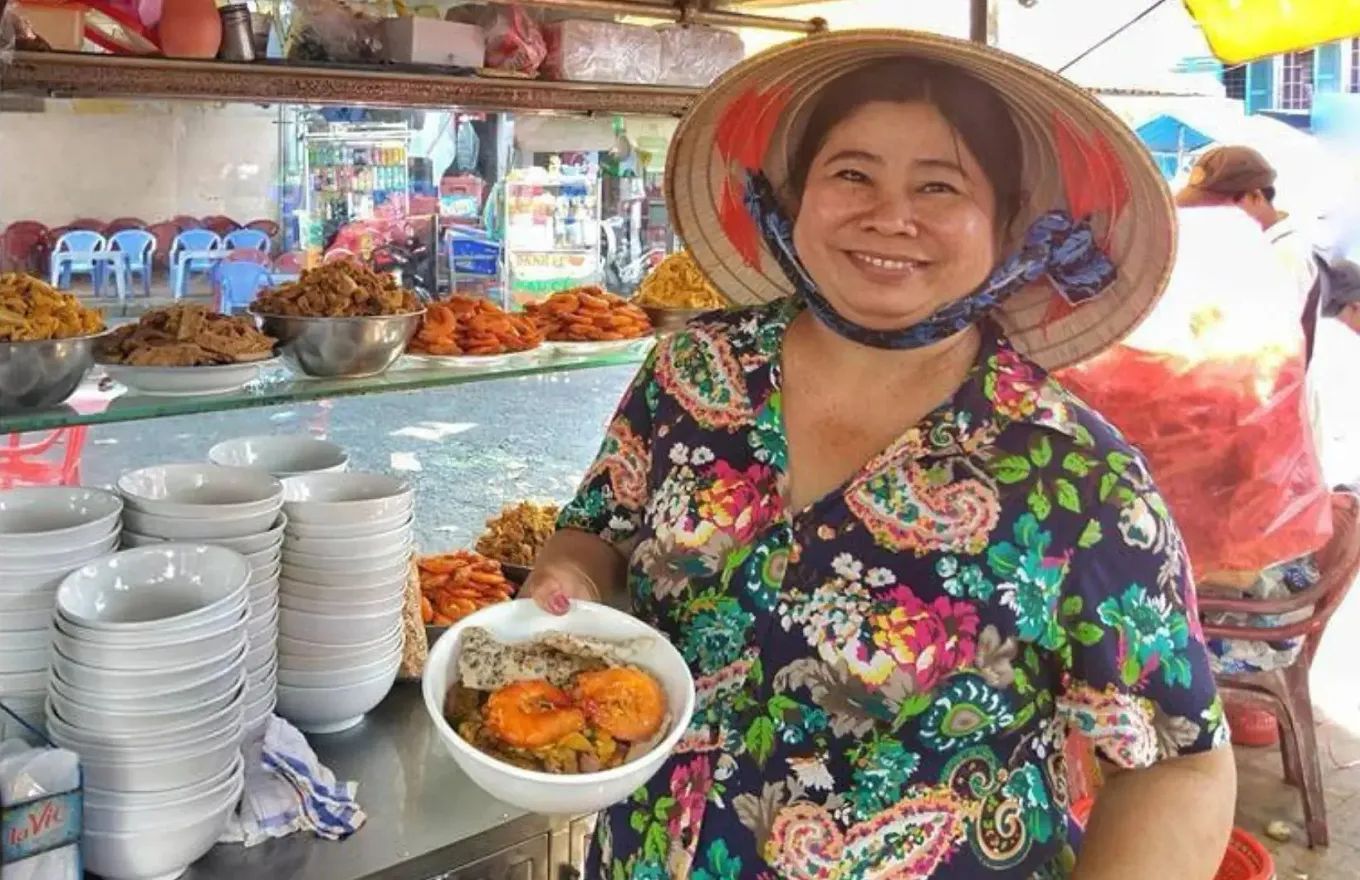 the-lunch-lady-1747803508-1747-7870-5203-1747803764