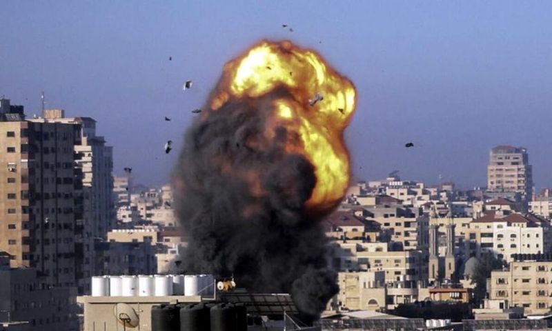 Israel liên tục không kích miền Nam Lebanon