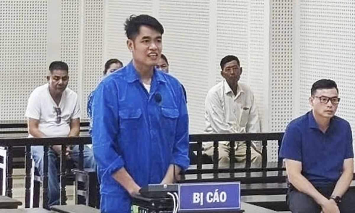 Bị từ chối hàn gắn, người đàn ông sát hại vợ cũ