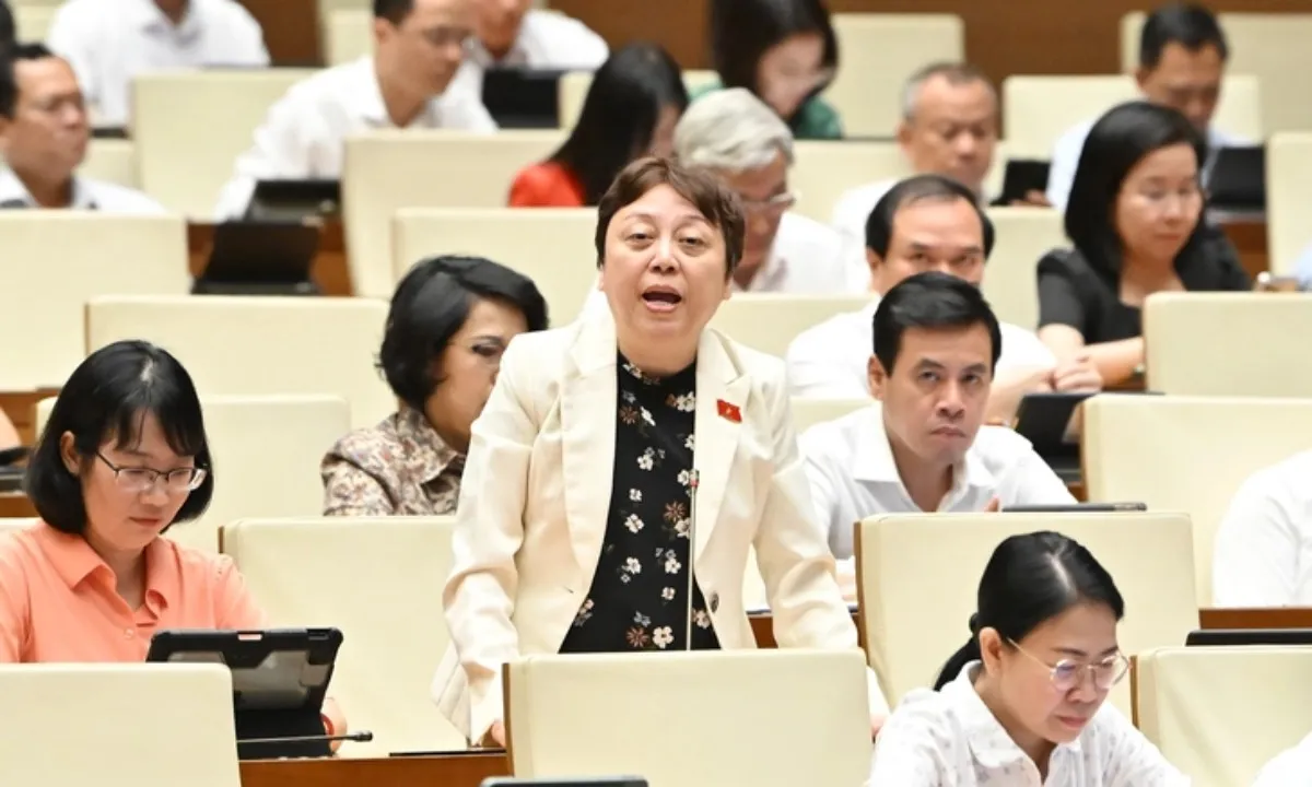 pham-khanh-phong-lan-tp-ho-chi-minh-1747886341204109135308