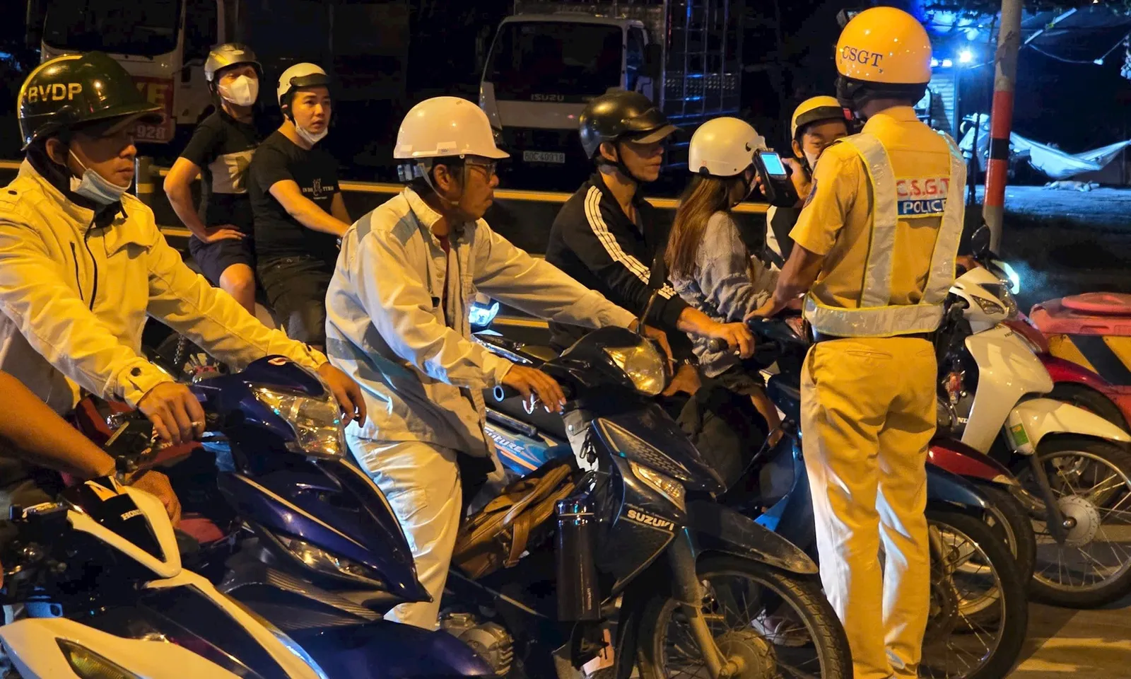 Tổng kết 50 ngày cao điểm xử lý vi phạm giao thông tại TPHCM