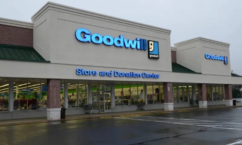 Cửa hàng Goodwill địa phương của cô ấy - Ảnh Getty