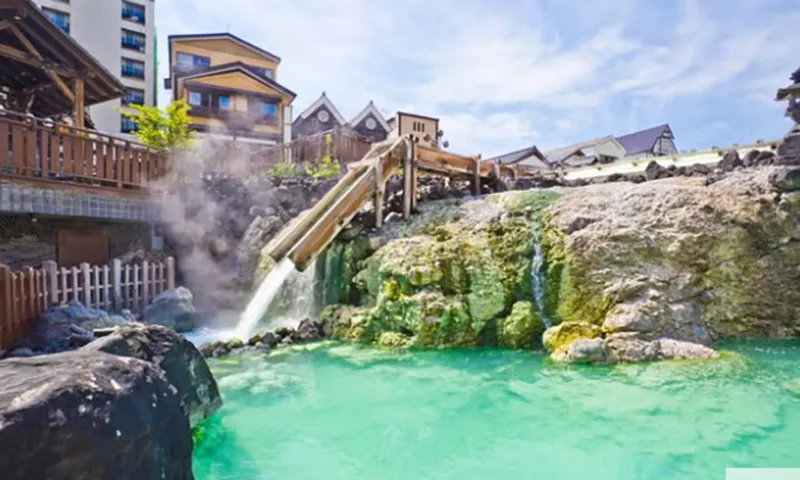 Một suối nước nóng ở Gunma, Nhật Bản Ảnh Getty