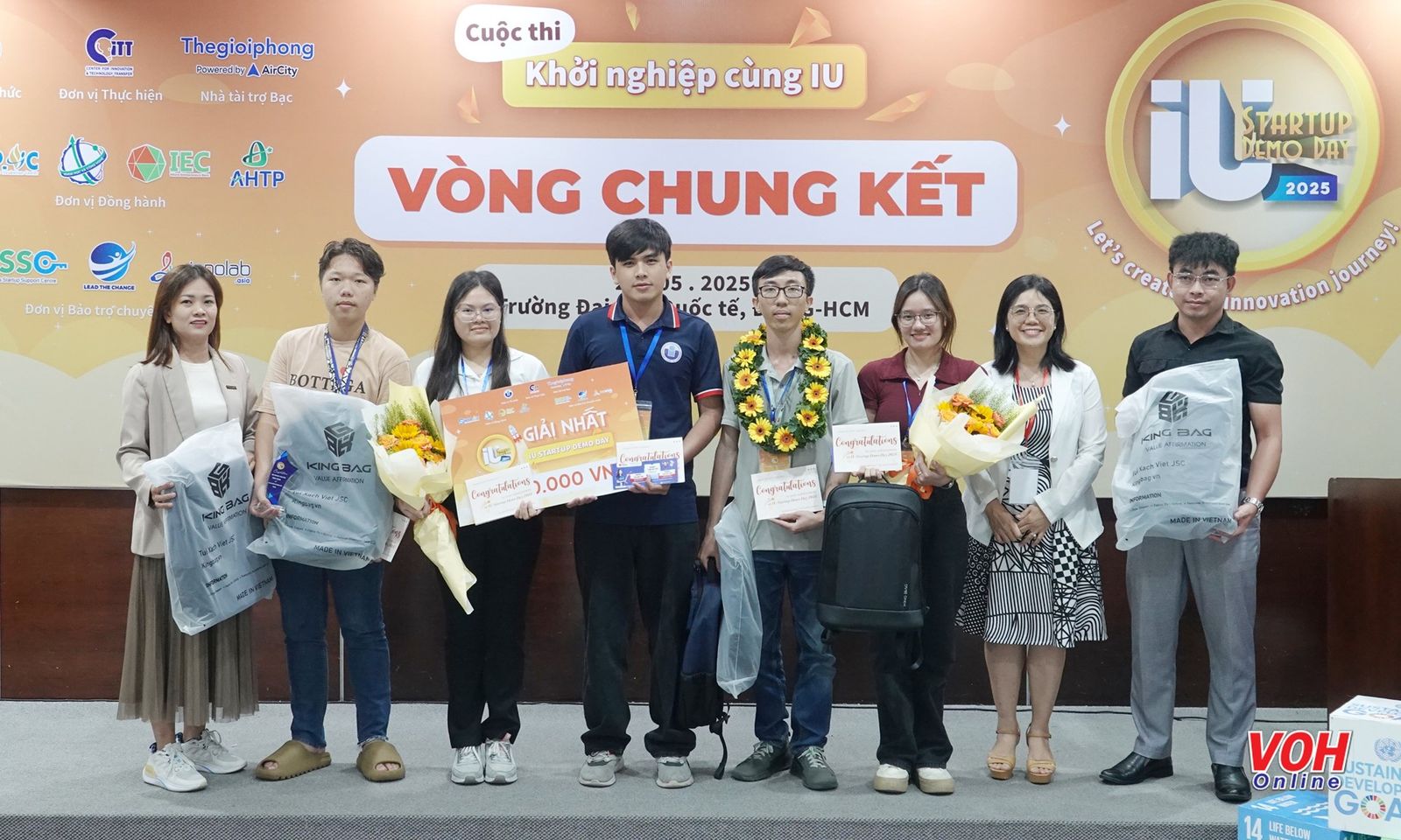 Máy bơm tiêm điện thông minh đạt giải Nhất cuộc thi khởi nghiệp IU Startup Demo Day