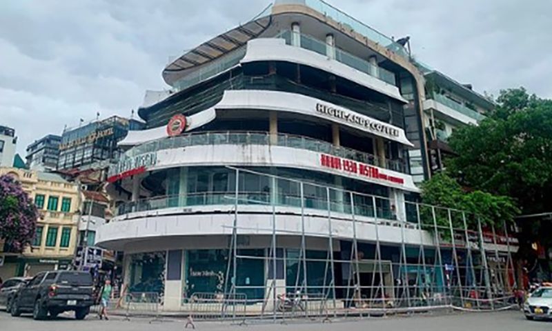 Hôm nay, bắt đầu giai đoạn tháo dỡ tòa nhà Hàm cá mập