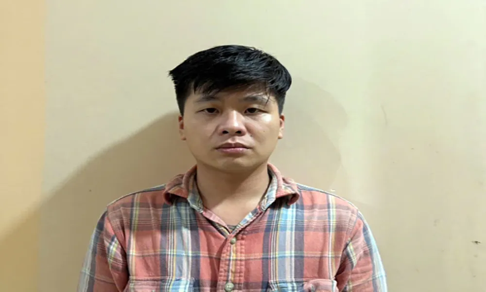 Thủ phạm giết người tại tiệm tóc đầu thú sau gần 10 năm bỏ trốn