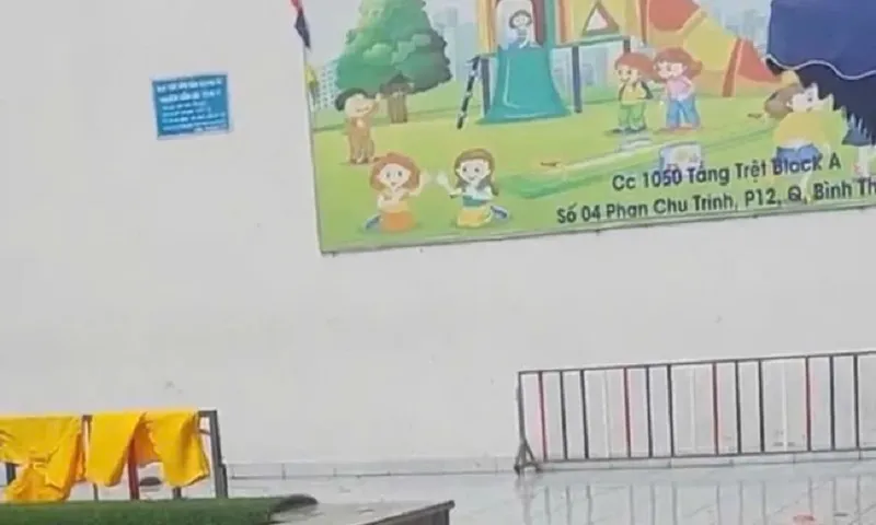Nhân viên ngân hàng rơi lầu tử vong tại chung cư ở Bình Thạnh