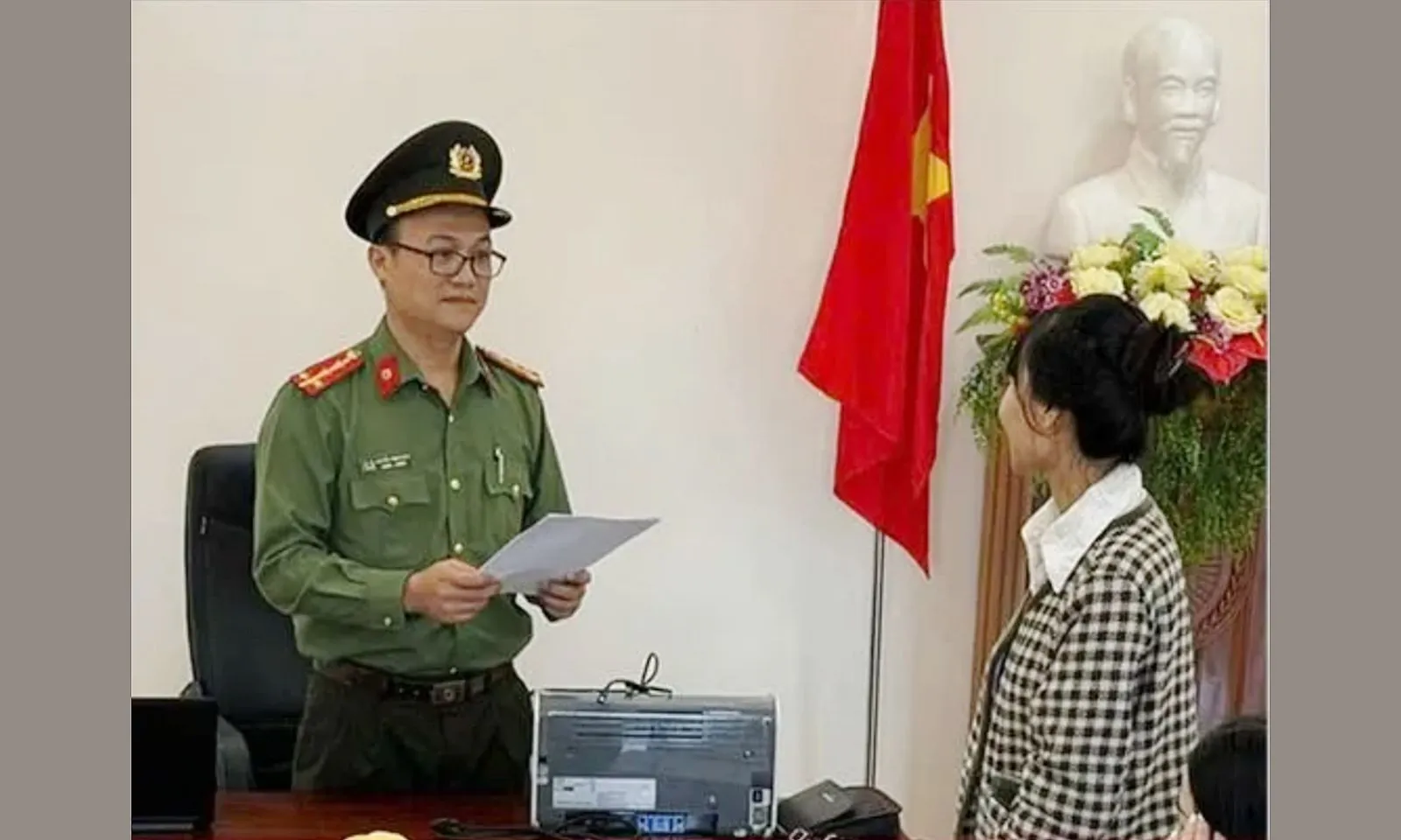 Quảng Nam khởi tố 3 người phụ nữ vận chuyển trái phép tiền tệ qua biên giới