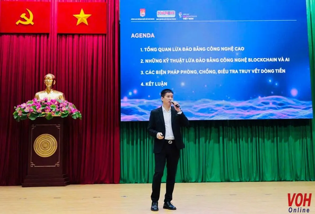 hinh-18-3-ong-phan-duc-trung-hiep-hoi-blockchain-20241218131926-142326