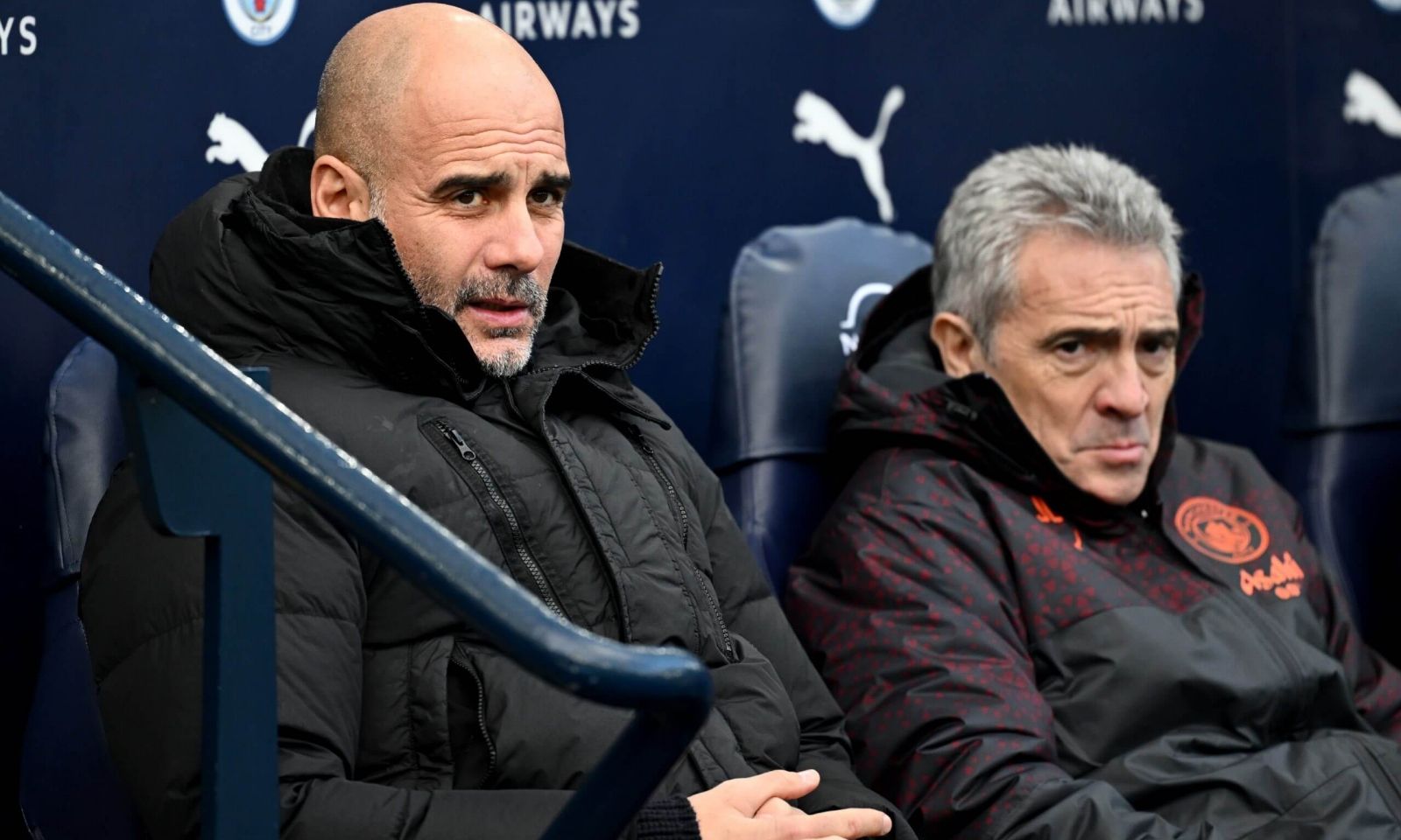 Không chấp nhận hết thời, Pep loại bỏ cánh tay trái ở Man City