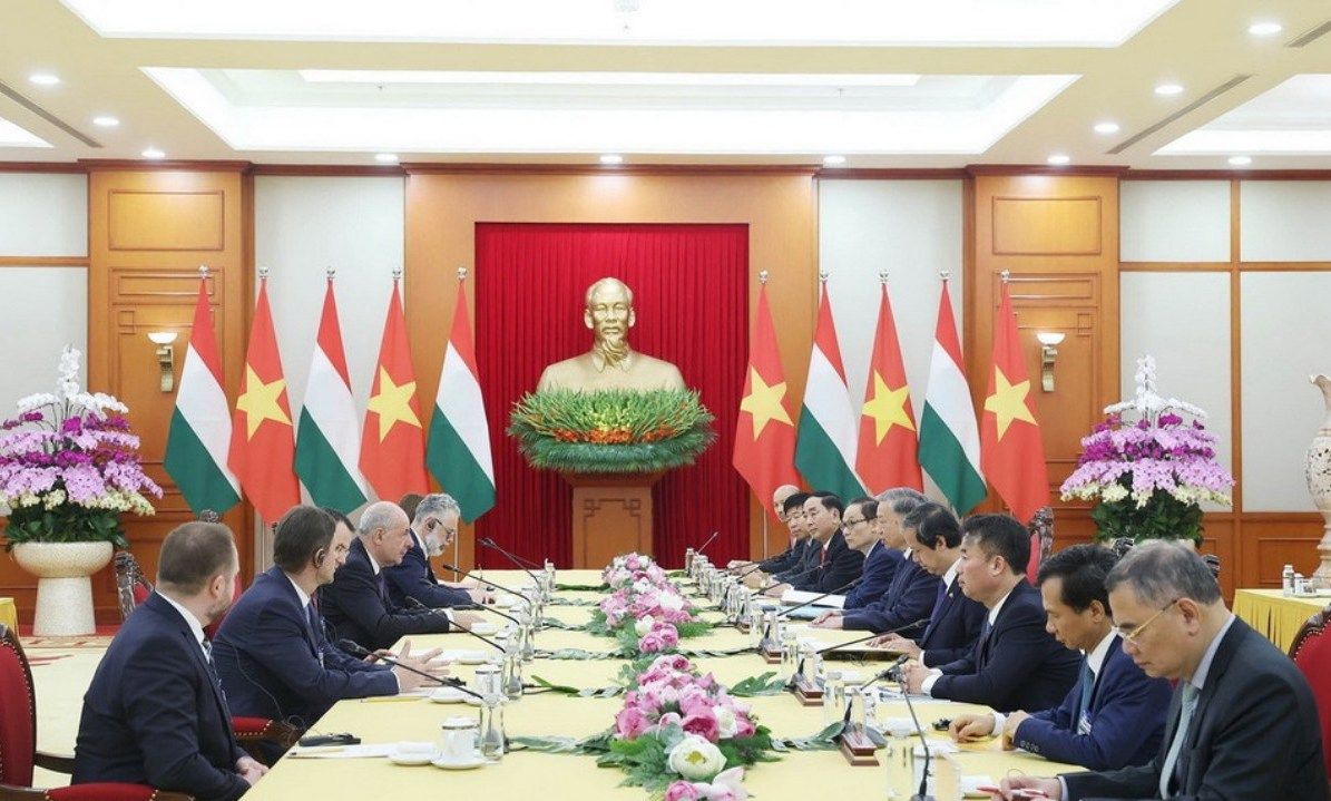 Tổng Bí thư đề nghị Hungary đào tạo chuyên gia Việt Nam về điện hạt nhân