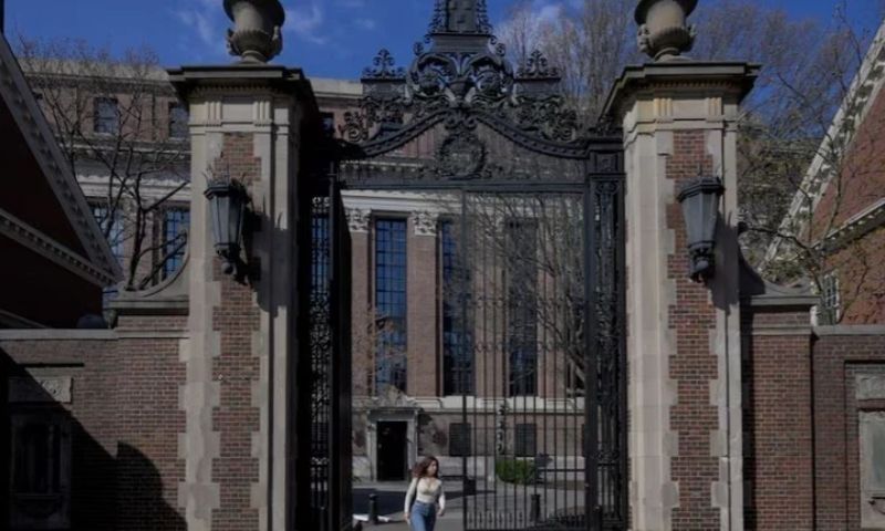 Ông Trump kêu gọi Harvard giới hạn tỷ lệ sinh viên nước ngoài