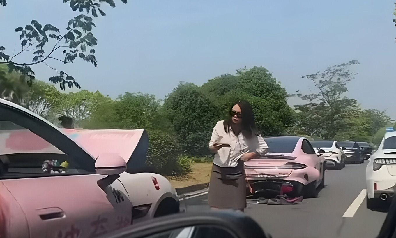 Trung Quốc: Đoàn xe Xiaomi SU7 gặp tai nạn liên hoàn trong ngày cưới