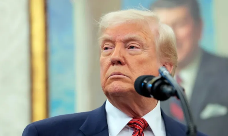 Tòa án Mỹ đình chỉ thuế quan của ông Trump