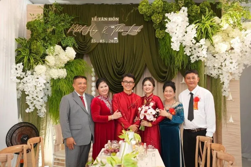 voh-choang-ngop-voi-hoi-mon-25-cay-vang-100-con-chon-huong-tien-ty-cua-co-dau-ca-mau