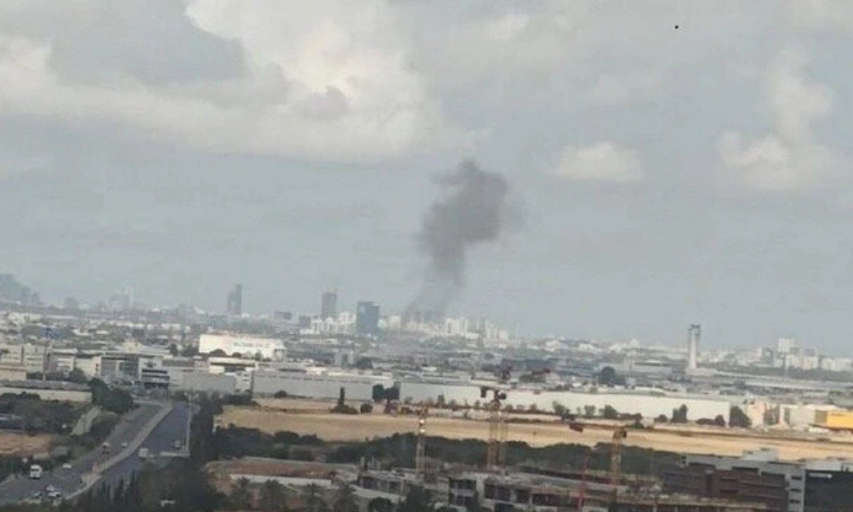 Houthi tấn công tên lửa dồn dập vào Israel, nguy cơ mở rộng xung đột