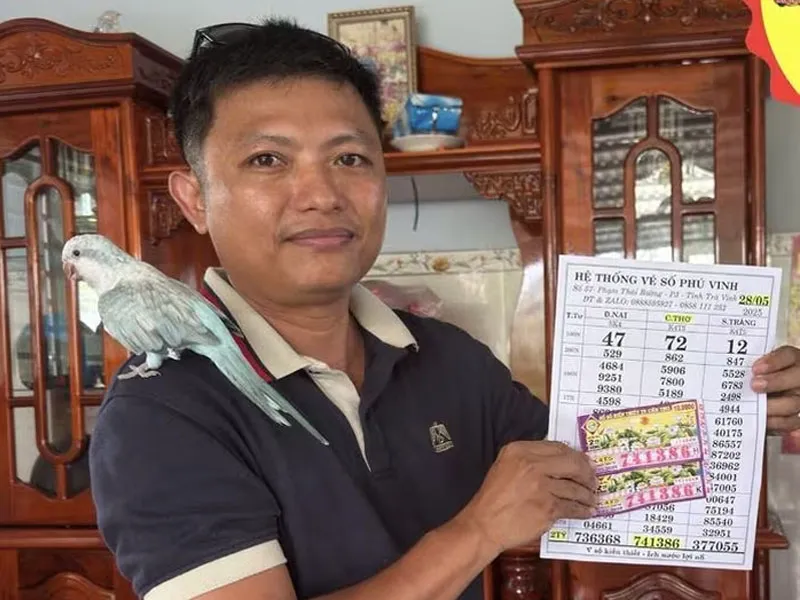 voh-trung-doc-dac-2-to-ve-so-nguoi-hai-dua-thue-goi-dai-ly-tu-tra-vinh-sang-can-tho-doi-thuong