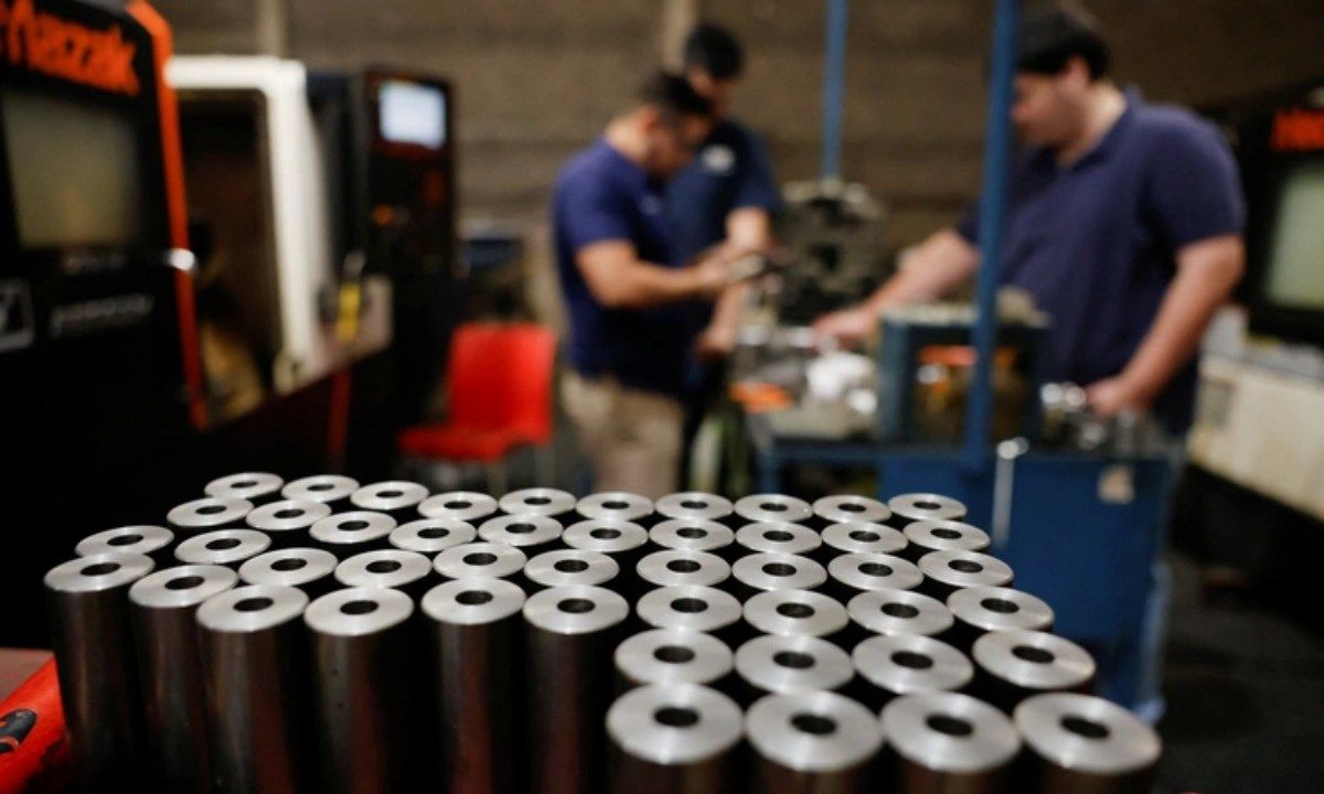 Ông Trump tuyên bố nâng thuế thép, nhôm lên 50%