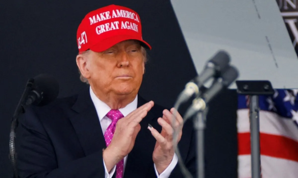 Tổng thống Trump “nhẹ giọng” với sinh viên Trung Quốc giữa làn sóng siết visa