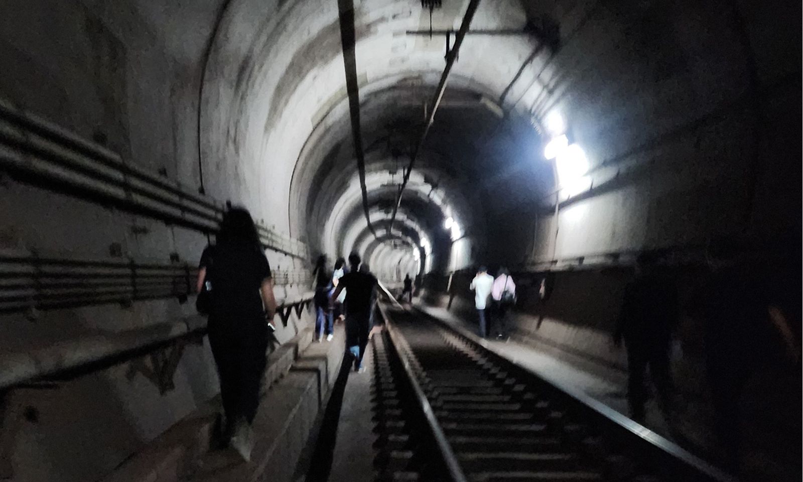 Bắt giữ nghi phạm đốt phá tàu điện ngầm Seoul