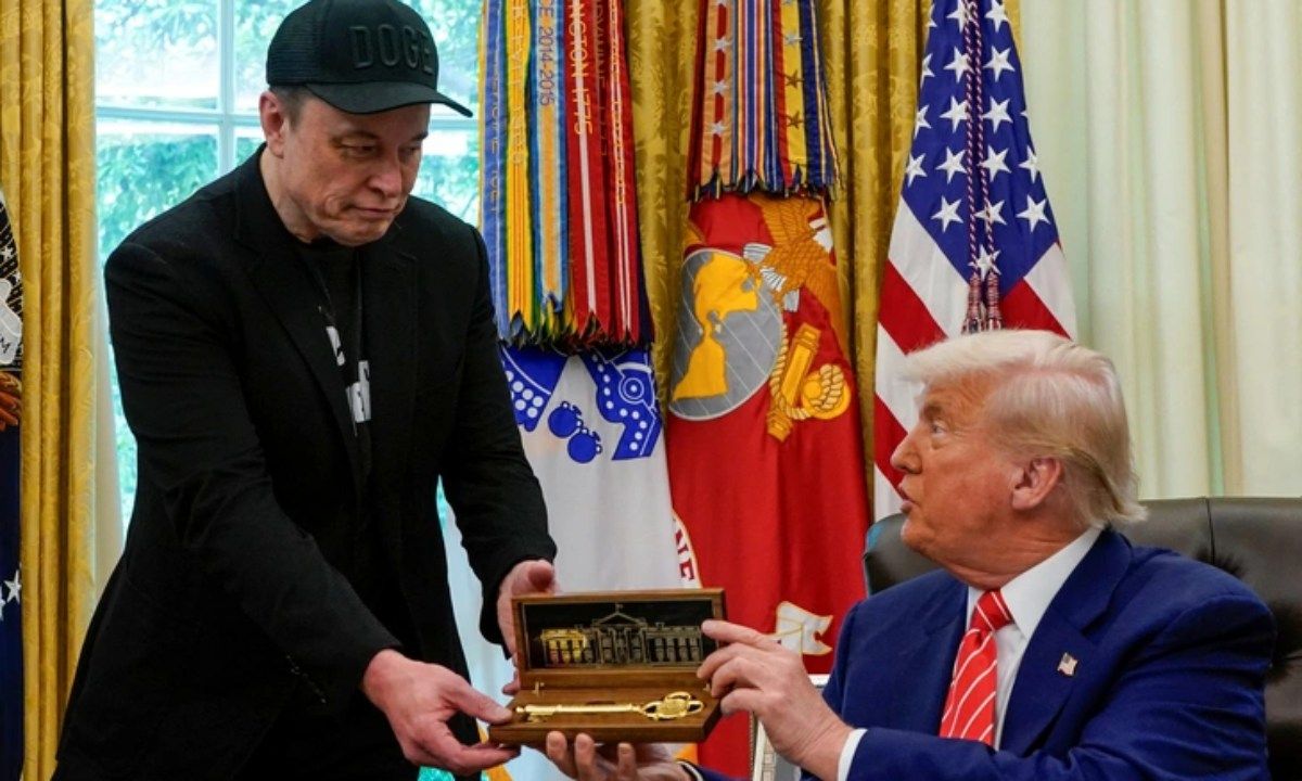 Tỷ phú Elon Musk “rút lui chiến lược” khỏi chính quyền Trump
