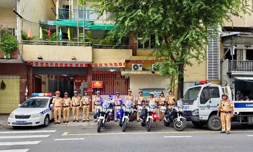 CSGT TPHCM ra quân cao điểm hè 2025: Xử lý nghiêm vi phạm giao thông