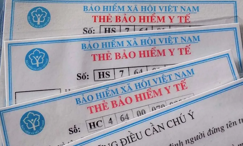 Thẻ bảo hiểm y tế bằng giấy sẽ dừng cấp
