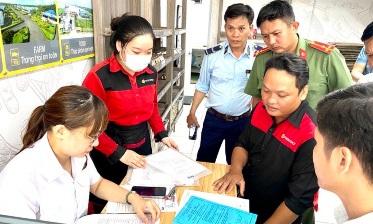 Vụ C.P nghi bán thịt heo bệnh: Sóc Trăng triệu tập chủ cơ sở