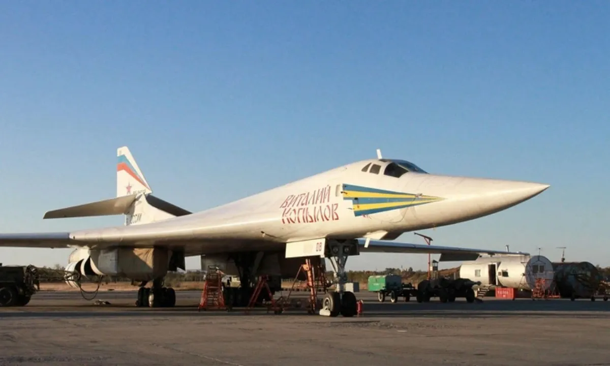 tu-160-17487871066591655935277