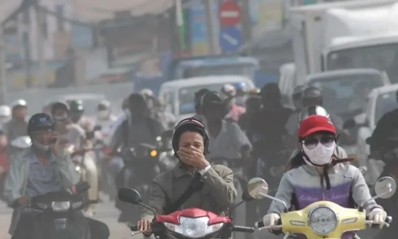 Hoãn kiểm định khí thải xe máy tại Hà Nội và TPHCM đến giữa năm 2027