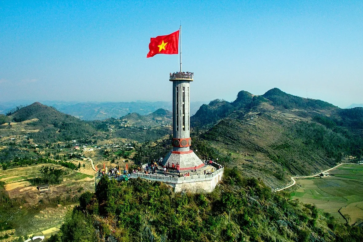 Cột cờ Lũng Cú 2