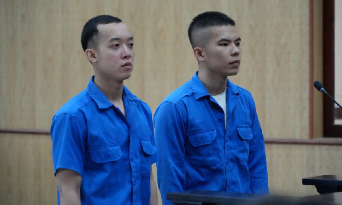 Hai côn đồ hung hãn chém người nhận gần 36 năm tù