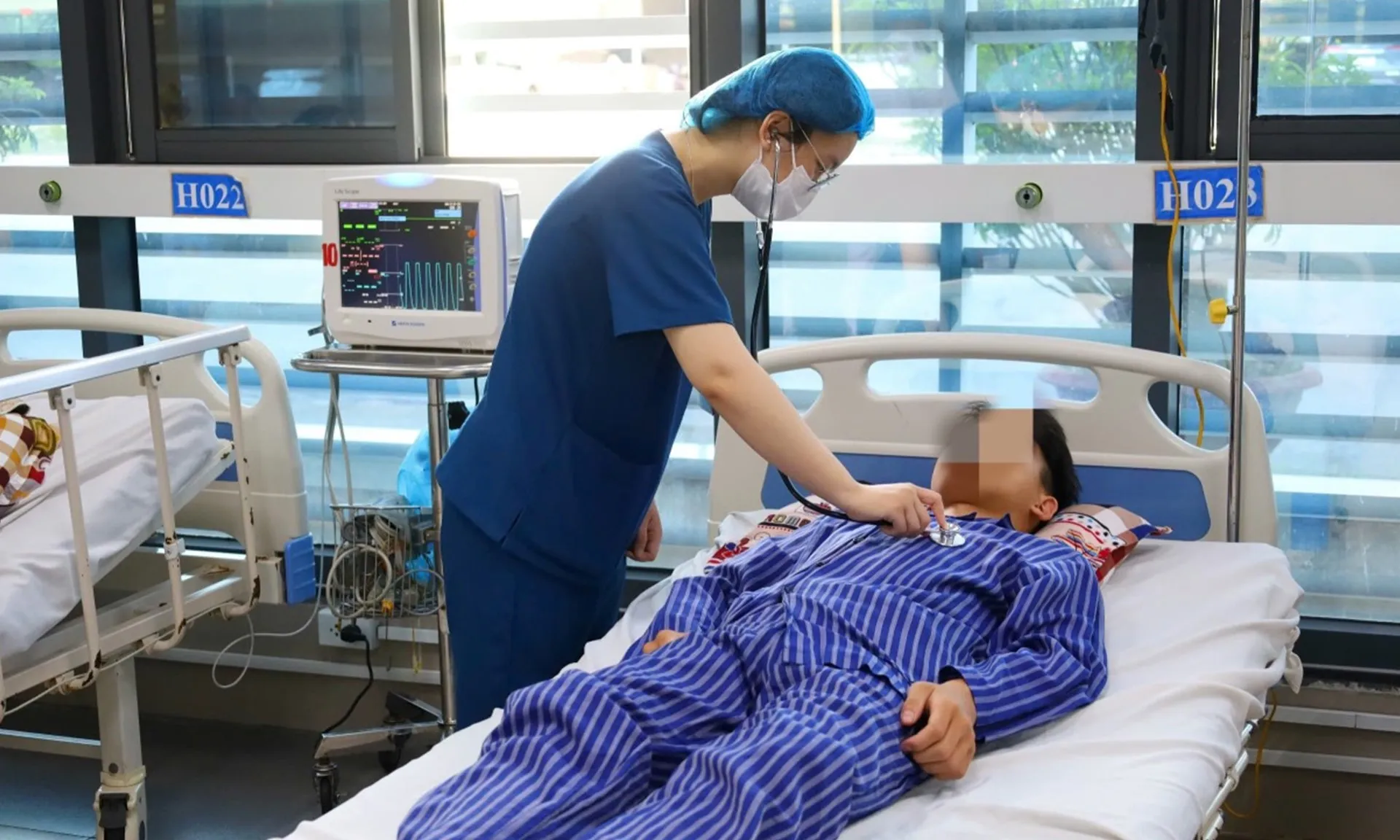 ngo-doc-nam-040625