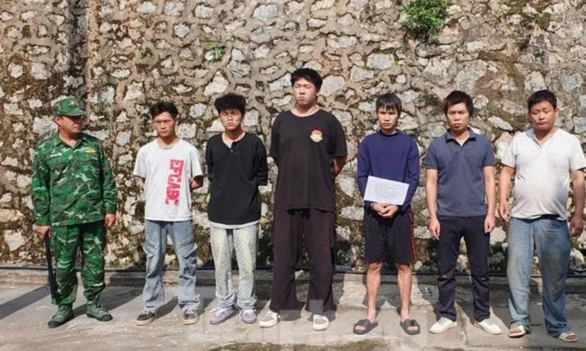 Nam thanh niên đưa 7 người Trung Quốc vượt biên trái phép