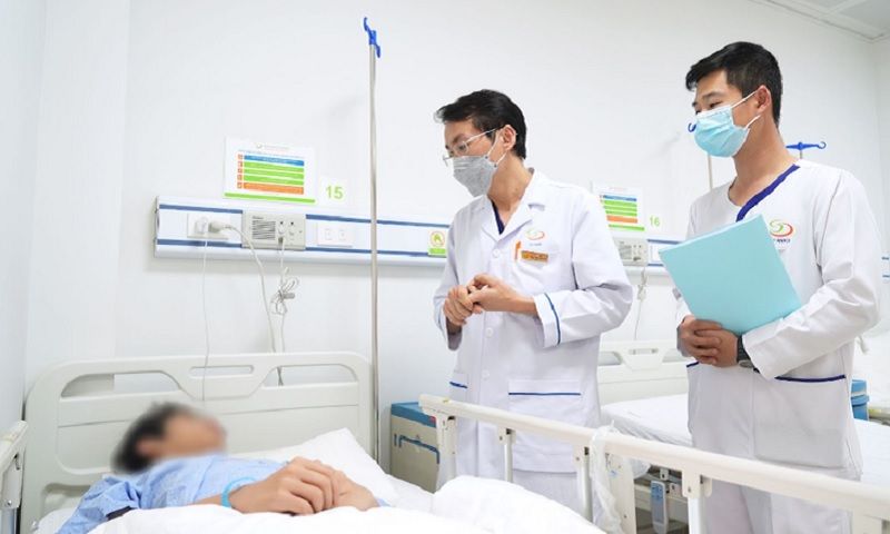 Va chạm khi đạp xe, bé trai mất một bên tinh hoàn vì đi khám quá muộn