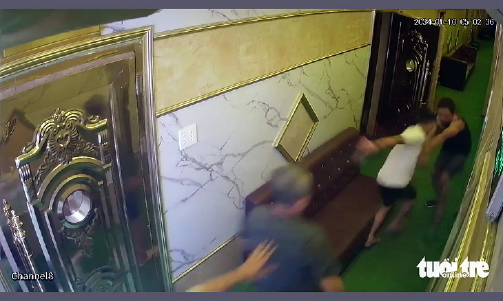 Điều tra vụ chủ nhà hàng bị khách đâm trọng thương lúc tính tiền