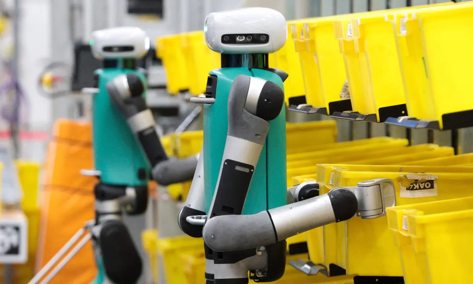 Amazon thử nghiệm robot hình người để giao hàng